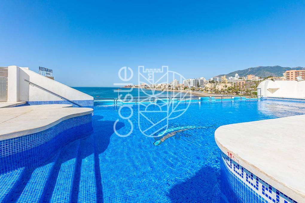 Apartamento Puerto De Holiday Vistas Al Mar Y Yates Con Piscina Malaga *